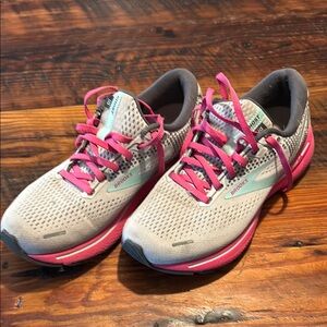 Brooks Ghost 14 Women's 9